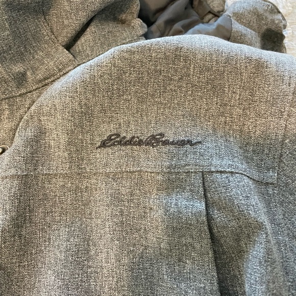 Large Eddie Bauer Grey Winter Coat - Picture 7 of 10